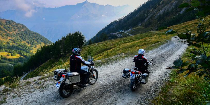 Colle delle Finestre Offroad über zahllose Serpentinen